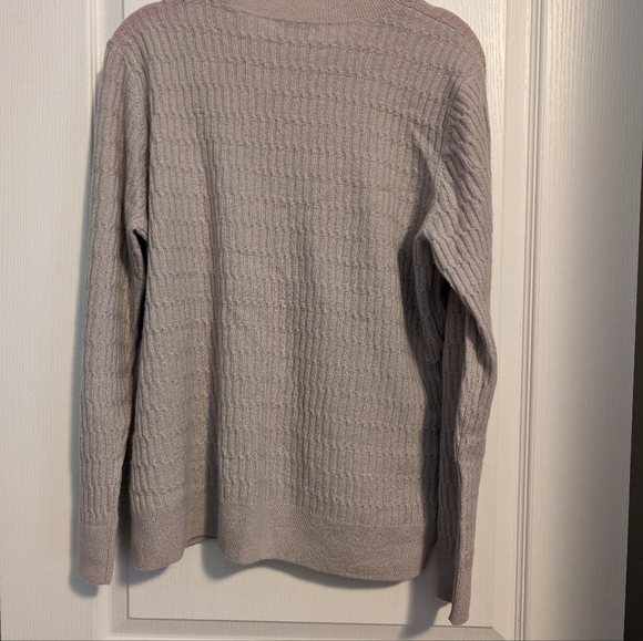 Club Monaco cashmere crewneck sweater - Picture 3 of 3